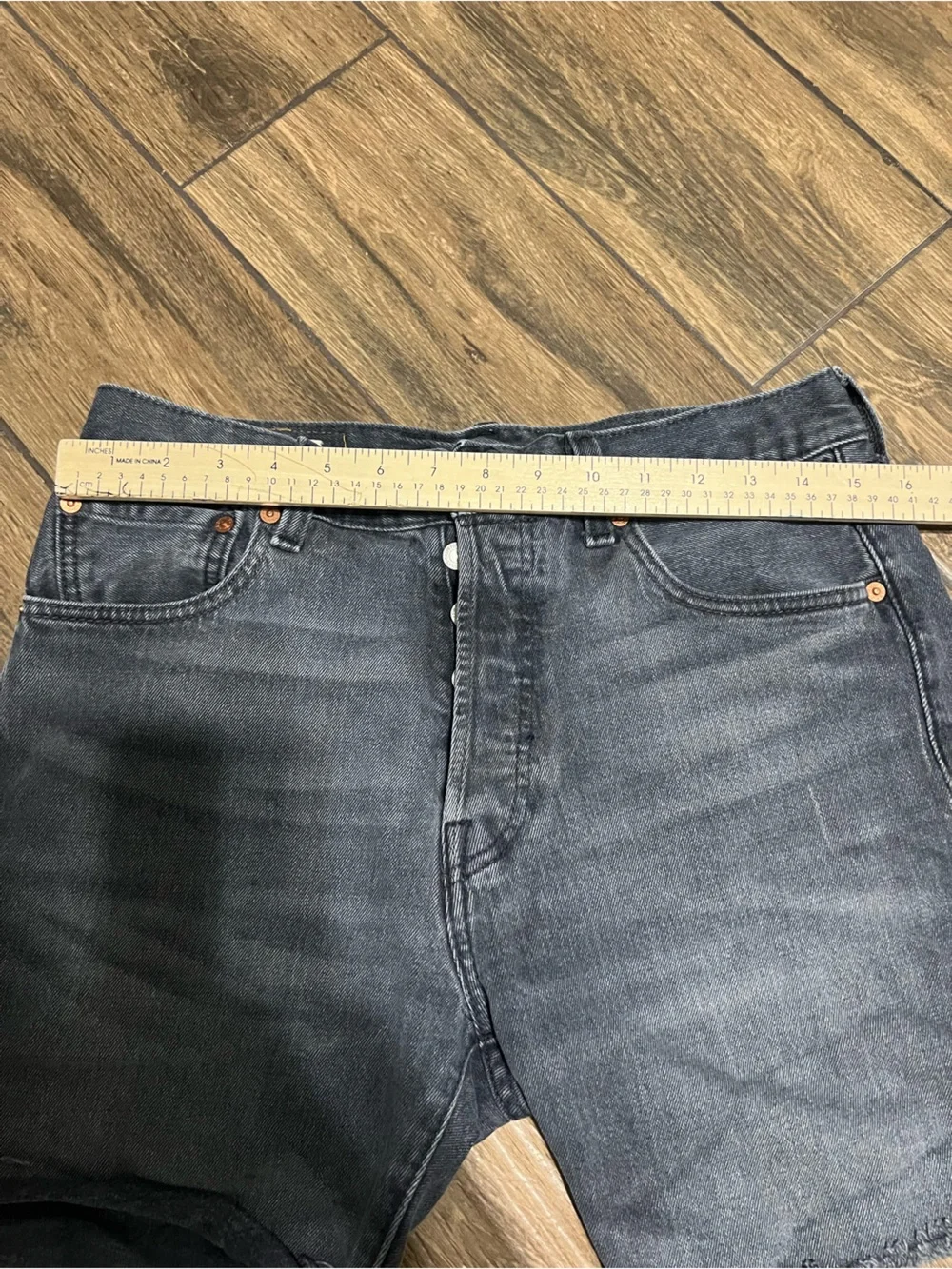 Levi’s Premium 501 ’93 Button Fly Black Denim Shorts W31 Raw Hem High Rise